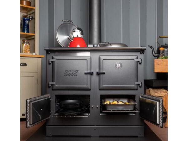 ESSE 1000 W Woodburning cooker bottom doors open